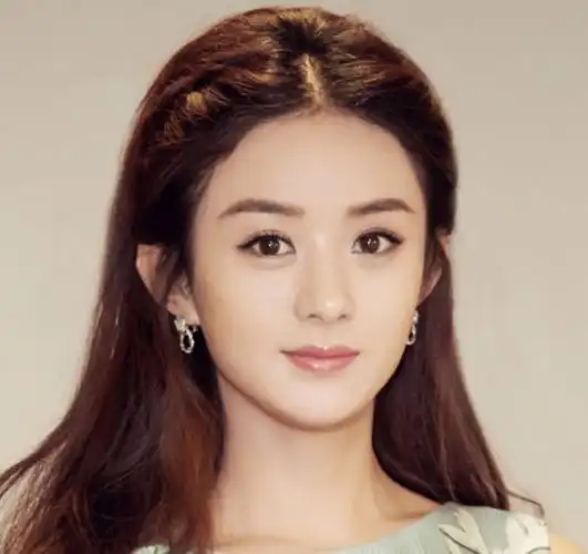 19岁赵丽颖拍的佳雪广告流出,十年过去了,到底整容了吗?