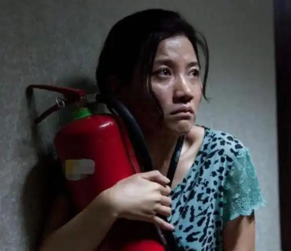 她是8料影后却没大红大紫为照顾病母淡出演艺圈八年如今47岁她仍单身