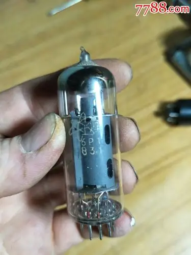 电子管几个.有一个黑管少见