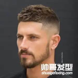 新鲜出炉的欧美小鲜肉短发 很man的男士发型