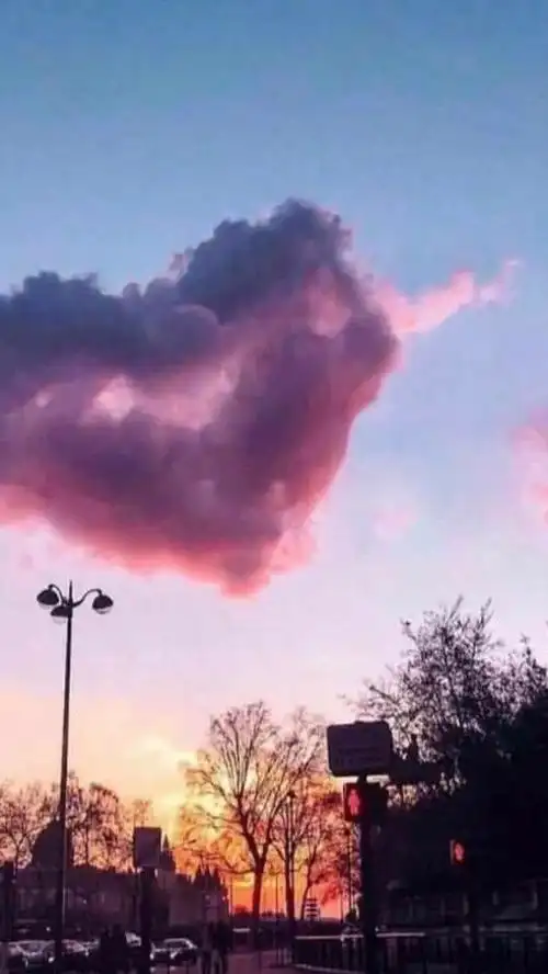 治愈系天空云彩图片