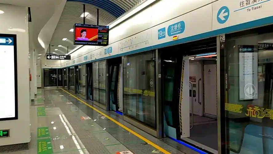 杭州地铁19号线若菜四季 pm179 19008 沈塘桥往苕溪出站_哔哩哔哩_bil