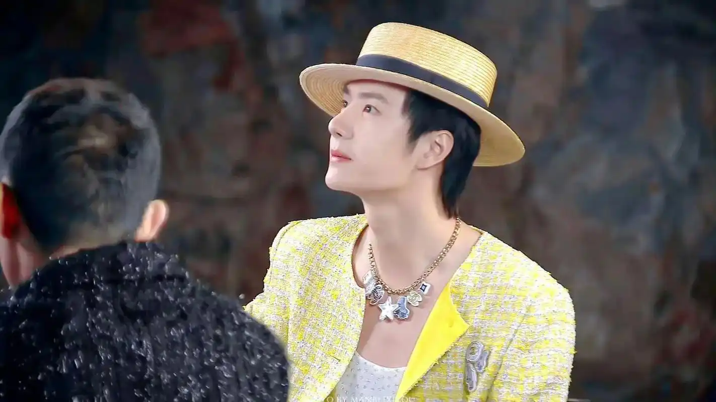 王一博gq盛典红毯造型 #王一博 #王甜甜 #酷盖  许久不营业的王一┅