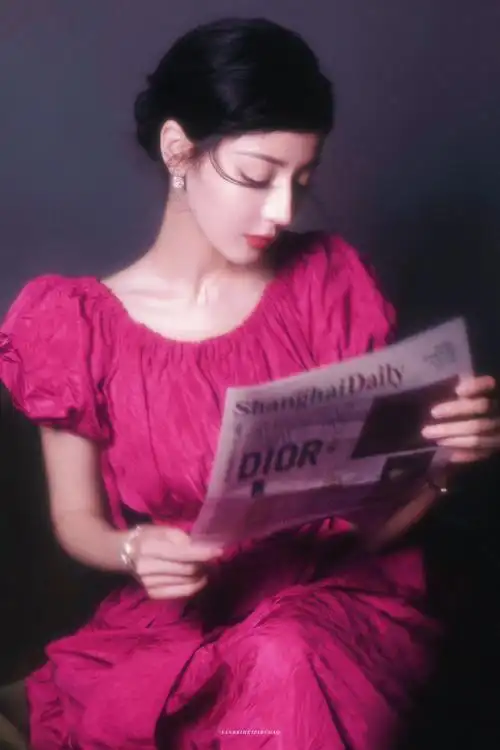 迪丽热巴火龙果公主裙