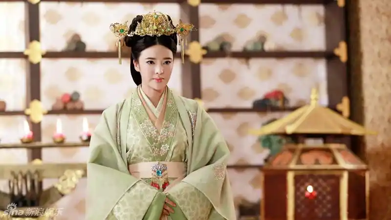 组图:张璇《卫子夫》曝剧照 尽显雍容华贵气质_内地剧_电视-超级明星