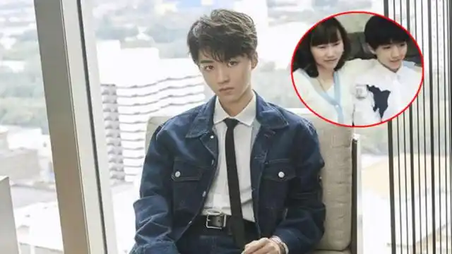 王俊凯妈妈照片曝光不料引女粉尖叫网友婆婆也太年轻了吧