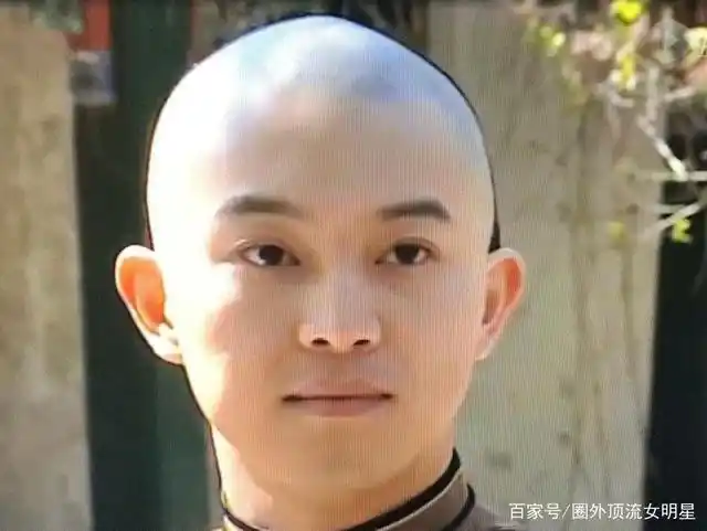 是男神也是"谐星",杨洋不愧是继沙溢,沈腾后的第三位军艺校草