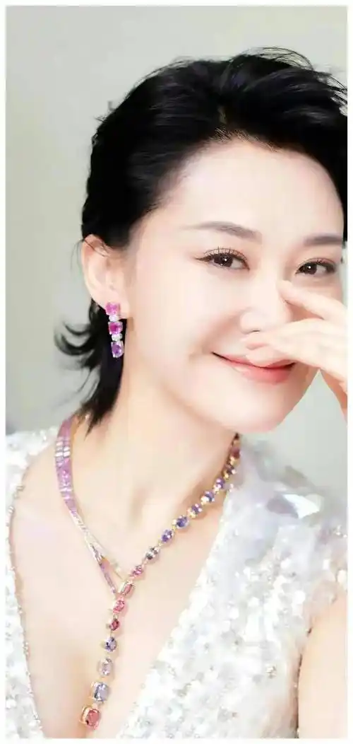 许晴:不老女神的魅力,她的情感生活让人着迷!_演技__