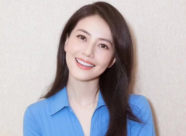 40岁的高圆圆依然似少女?4件事趁早做,说不定到了30岁你也可以