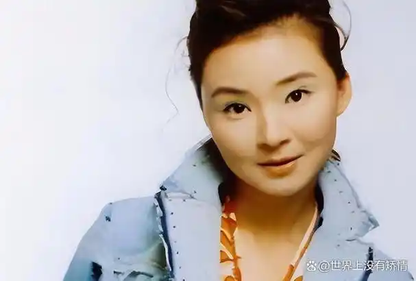 央视主持钱琳琳:二婚带儿子嫁小6岁张译,婚后却选择丁克