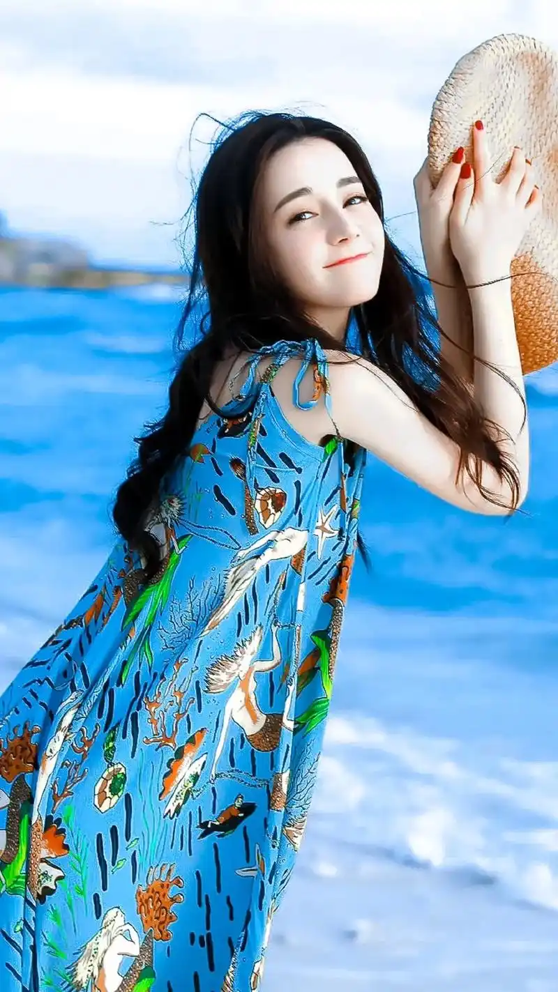 宝宝笑起来好甜.#迪丽热巴#白辞摇#星空壁纸206090 - 抖音