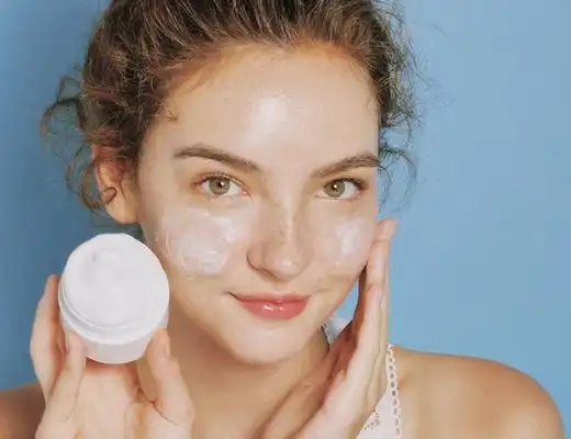 韩女星春季护肤三部曲 深层补水打造润泽肌肤