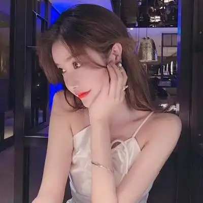 精致绝美好看的女生头像图片