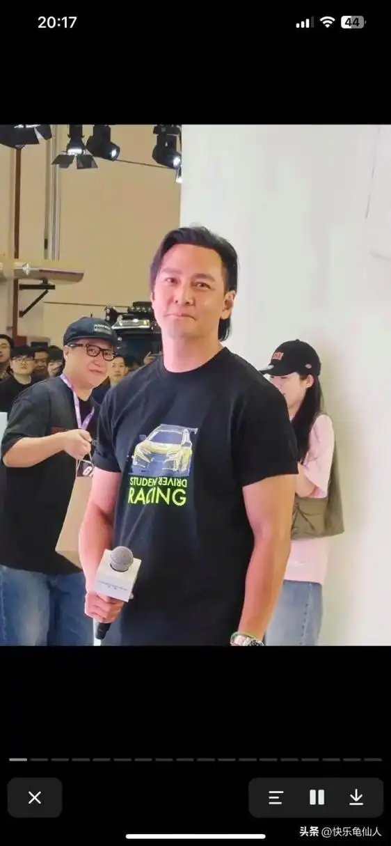 别再说吴彦祖和倪大红像了!对比一下就知道了!