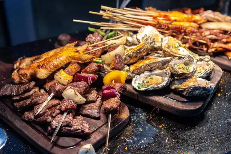 品味户外花园烧烤&啤酒,尽情嗨"啤"_美食_啤酒节_晚餐