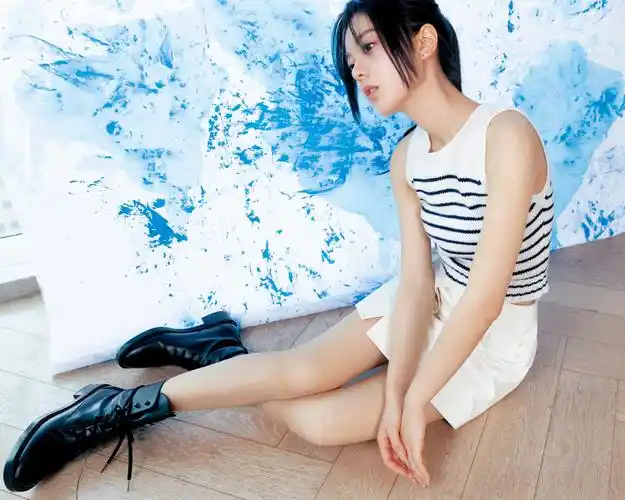 赵今麦同款黑白条纹撞色针织背心修身显瘦短款无袖圆领上衣女夏潮