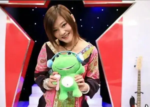 歌手郭峰个人资料-"黑龙江媳妇"千百惠:嫁离异的音乐才子,与婆婆情同