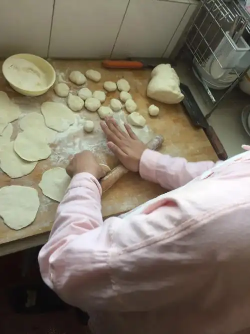 女儿第一次包饺子!全程自己独立完成的奥