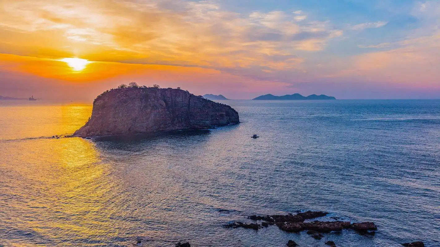 原创辽宁一座名字难读的岛屿以山海岛滩为主要景观的风景胜地