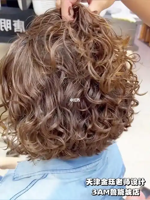 无需打理的复古短发芭比烫木马卷天津烫发