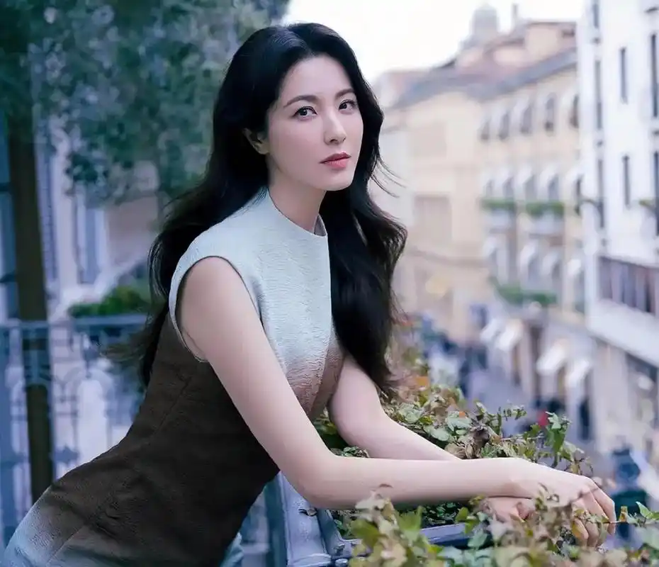 情路坎坷的5位70后女神级明星人到中年谁的颜值更胜一筹