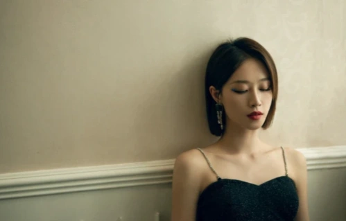 冯小刚新剧南辕北辙开机蓝盈莹担任女主放弃成团很明智