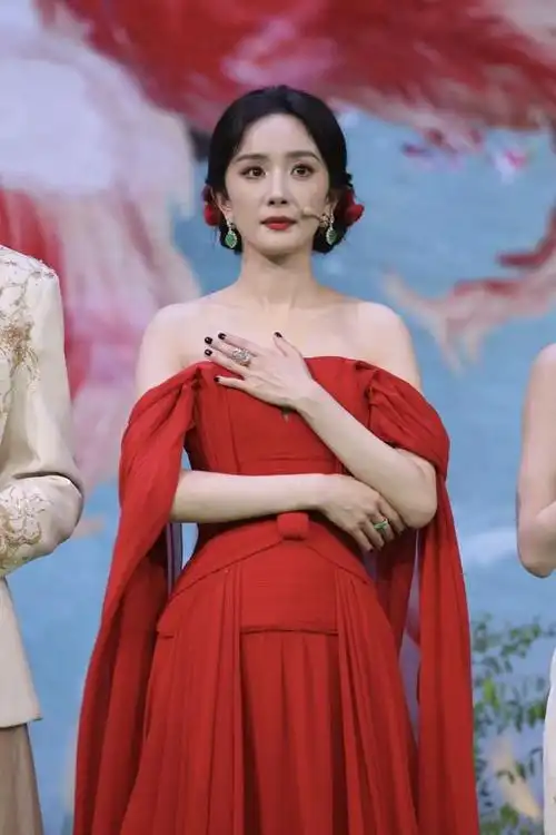 杨幂和龚俊,一片差评