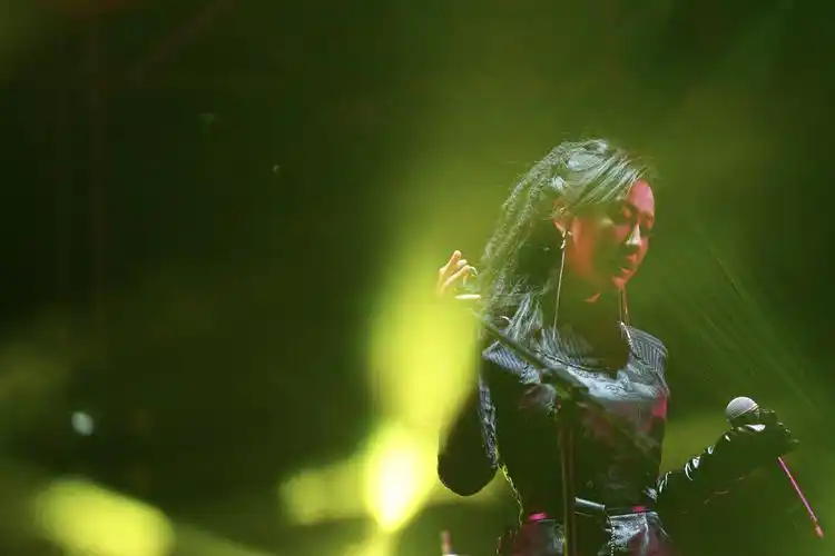 陈粒- 堆糖,美图壁纸兴趣社区