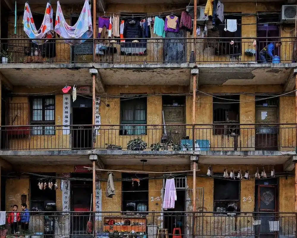 95后上海志愿者在疫情中打捞老人