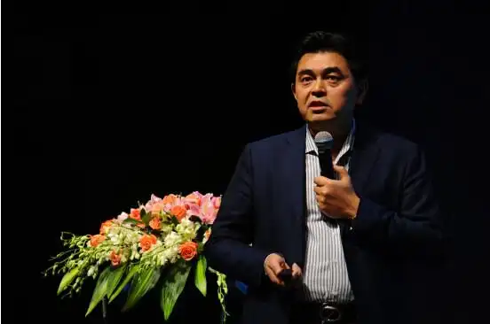 360首席商务官杨超出席awe论坛