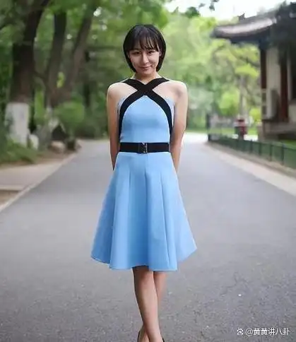 她是中国最矮奥运冠军退役后北大就读身体二次发育变优雅女神