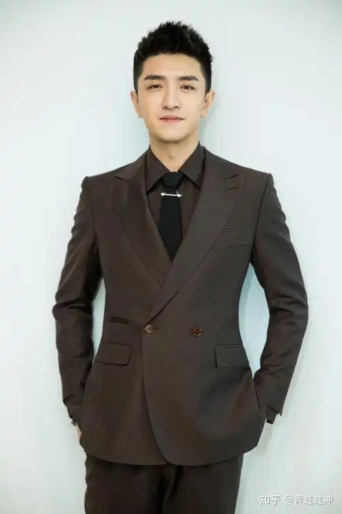 刘星鹤,1995年8月3日出生于宁夏回族自治区银川市,中国内地影视女演员