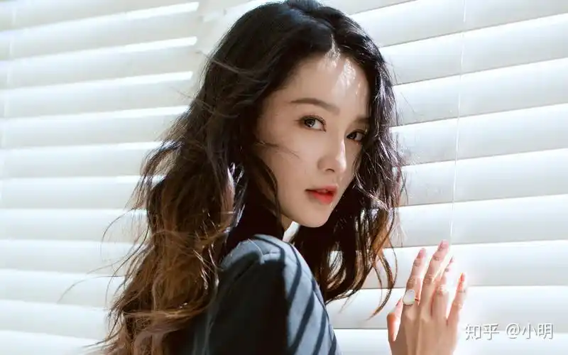 图集分享女明星李沁高清桌面壁纸赶紧收藏吧