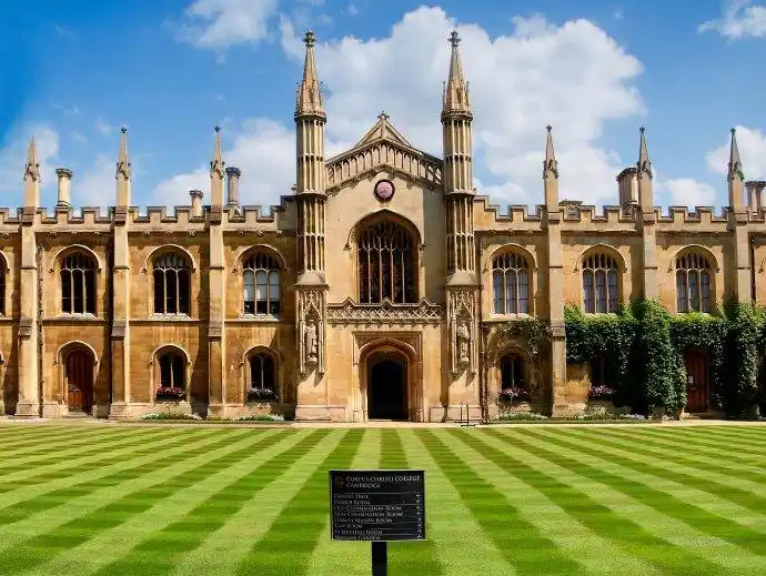 长沙天才少女录取剑桥大学,现已留在英国工作,曾是湖南的骄傲