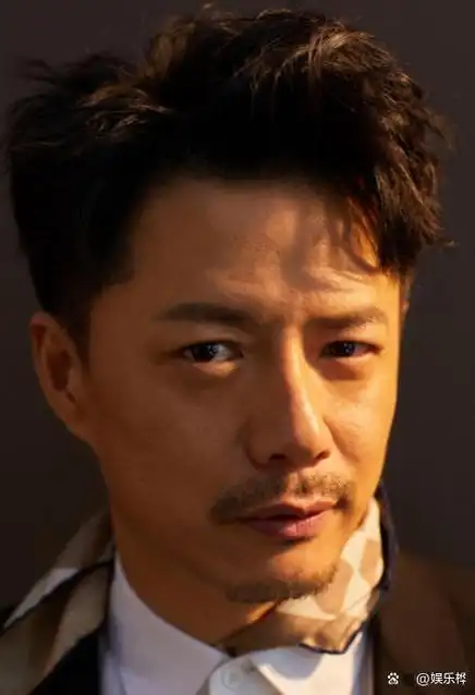 在与郝蕾共同出演的作品《恋爱的犀牛》中,他扮演的马路给观众留下了