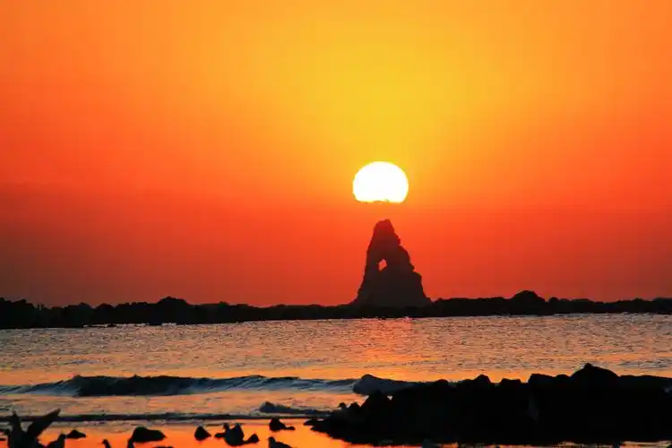 青岛石老人日出随拍——缘来有你!