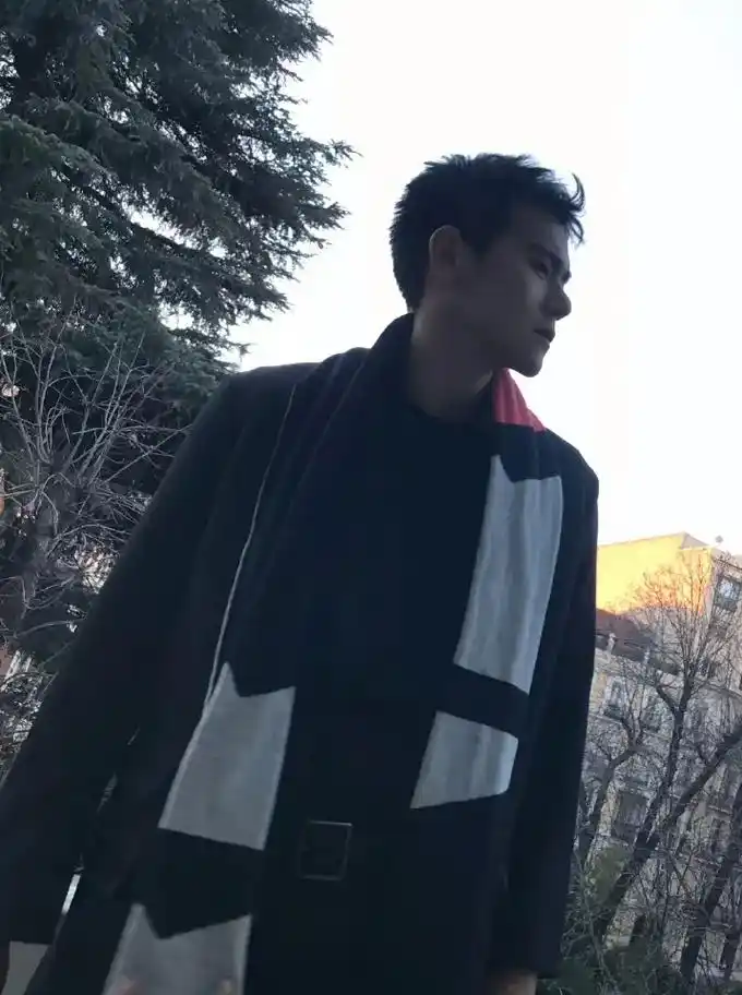 不被定义的才是风格.#彭于晏 #侧颜 #不被定义的才是风格 - 抖音