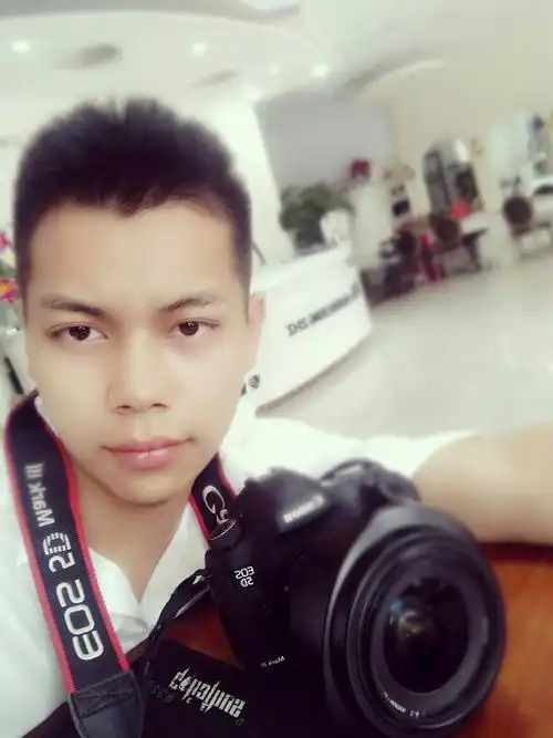 本人男170,120斤,不会搭配衣服,怎么穿才好帅气.