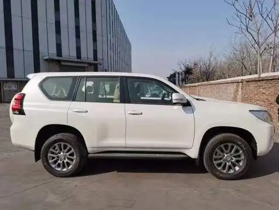 2022款丰田霸道4000国六全国落户60多万