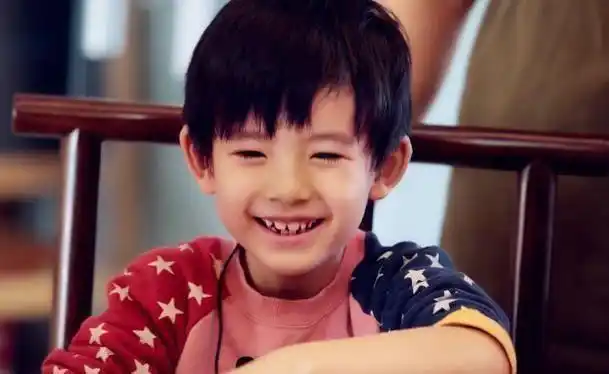 但很可惜的是潘粤明和董洁却在2012年的时候宣布离婚,原因大家也是众