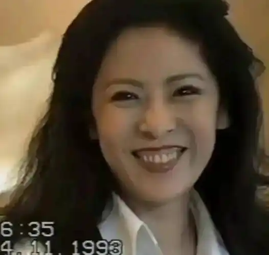 向太陈岚发年轻时候老照片,网友笑侃:比儿媳郭美女还美_女强人_向佐