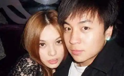 童星释小龙:2岁打戏留后遗症,情断大2岁何洁,助理溺亡无戏可接_陈小龙