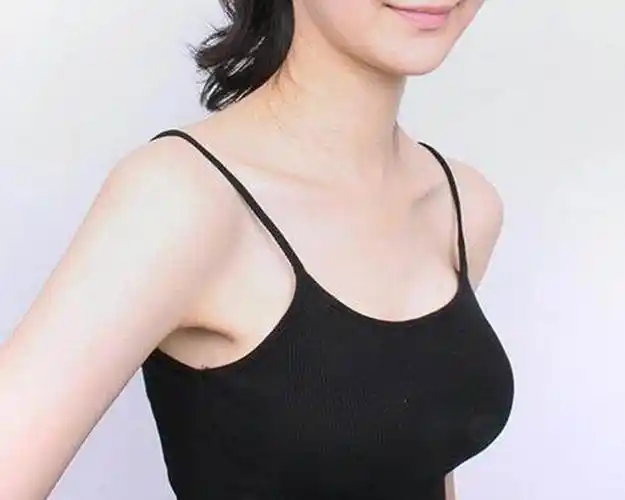 容易造成乳房健康的4点禁忌一定要谨记魔力挺非海绵内衣让你解决困扰