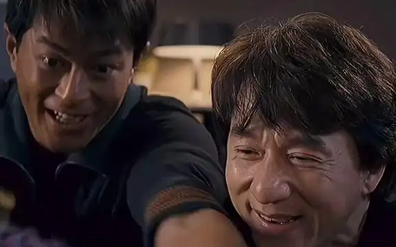 还记得电影#宝贝计划 里的那个萌娃吗?