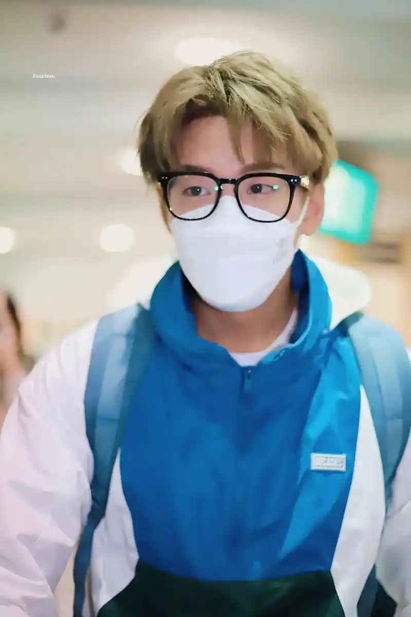 余景天 #追星 #努力去见他 #向全世界安利 尼到温哥华啦 - 抖音