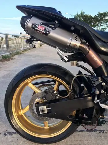 2012年雅马哈yzf-r1,改装钛合金排气