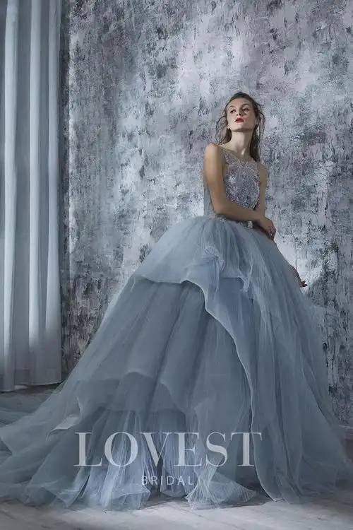 lovest设计师设计婚纱|全国洛维思婚纱礼服国际集团-中国婚博会官网