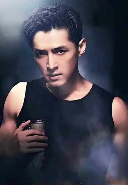 长得最帅的男明星有哪些(盘点娱乐圈最帅的10位男星)