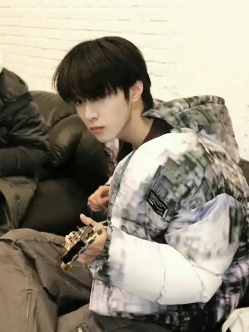 刘耀文湖南卫视跨年晚会