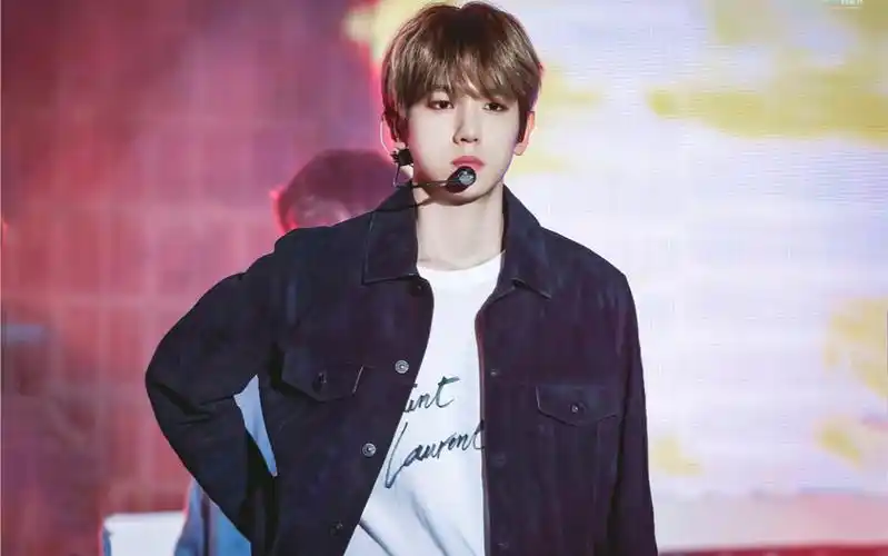 【4k】181020 边伯贤 - power theeve 直拍